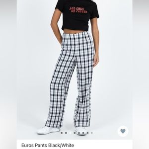 Princess Polly euros pants size US 4 black/white